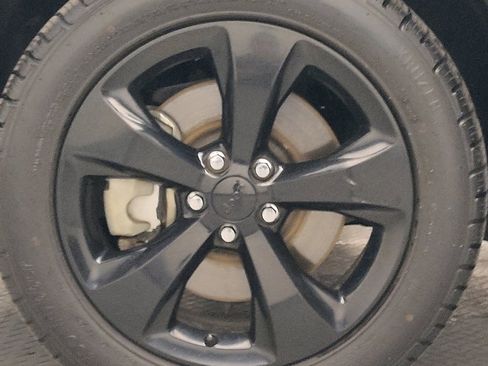 Used 2019 Jeep Cherokee Latitude Plus image 31