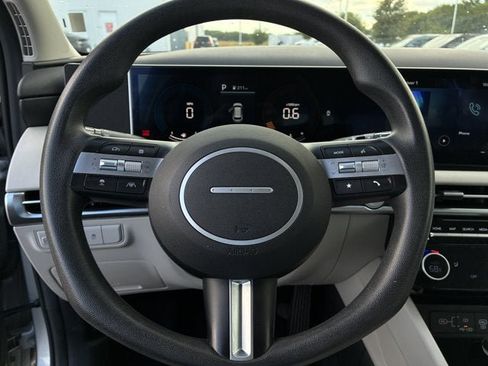 Used 2025 Hyundai Tucson SEL AWD/4WD image 16
