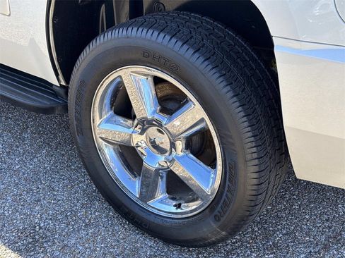 Used 2014 Chevrolet Tahoe LTZ image 5