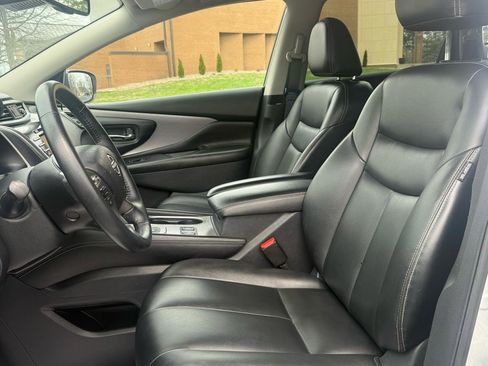 Used 2023 Nissan Murano SV image 13
