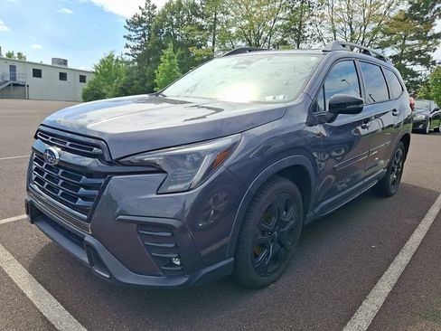 Used 2023 Subaru Ascent Onyx Edition AWD/4WD image 3