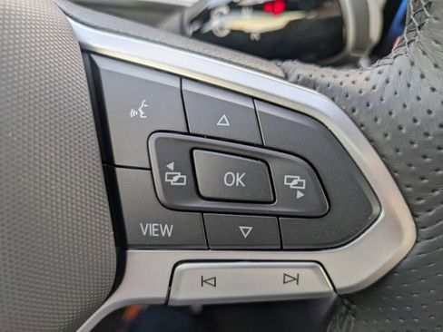 New 2026 Volkswagen Tiguan SE R-Line image 28