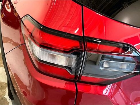 Used 2023 Honda Pilot Elite image 23