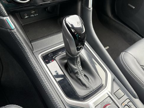 Certified 2024 Subaru Forester Limited image 19