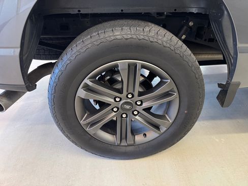 Used 2022 Ford F150 XLT w/ Equipment Group 302A High image 34