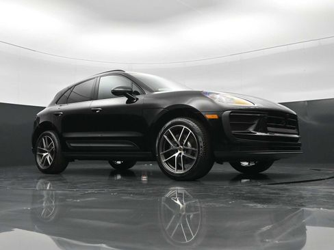 New 2026 Porsche Macan AWD/4WD image 44