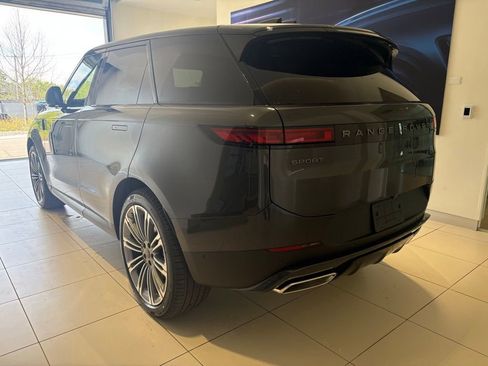 New 2026 Land Rover Range Rover Sport SE AWD/4WD image 2