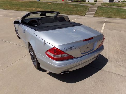Used 2007 Mercedes-Benz SL 550 image 26