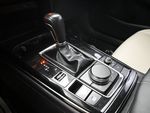 Used 2021 MAZDA CX-30 AWD 2.5 Turbo S image 16