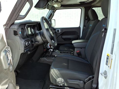 Used 2025 Jeep Wrangler Unlimited Rubicon 4xe w/ Safety Group image 12