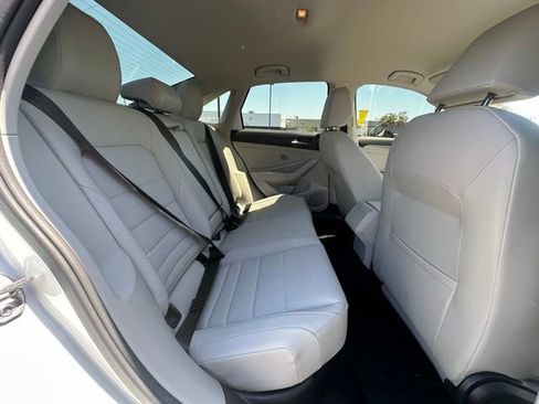 Used 2024 Volkswagen Jetta SE FWD image 30