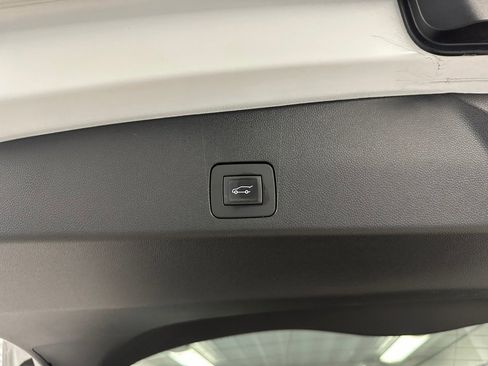 Certified 2024 Buick Encore GX Avenir w/ Avenir Convenience Package image 24