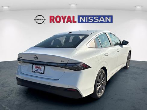 New 2026 Nissan Sentra SL w/ Floor Mat Package FWD image 7
