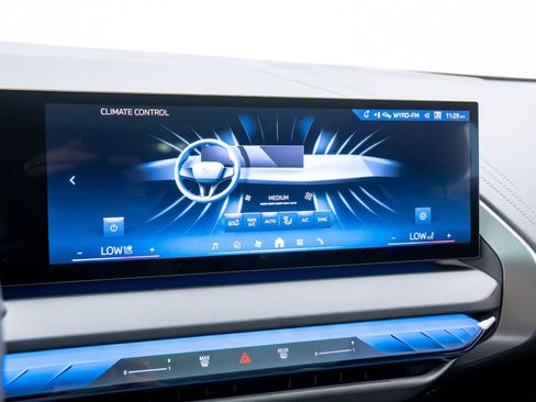 New 2025 BMW X3 xDrive30i w/ Premium Package image 26