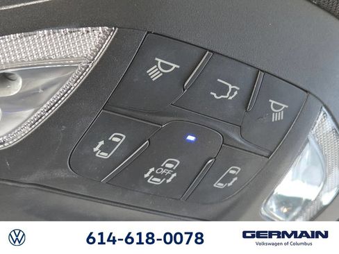 Used 2023 Chrysler Pacifica Touring-L w/ S Appearance Package AWD/4WD image 36