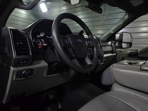 Used 2020 Ford F350 XLT w/ XLT Value Package AWD/4WD image 13