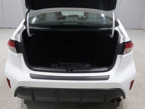 Used 2026 Toyota Corolla SE FWD image 19