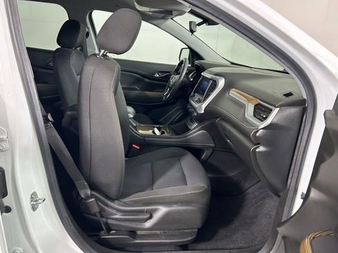 Used 2021 GMC Acadia SLE image 29