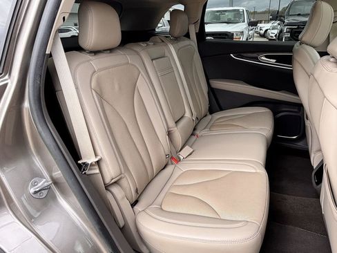 Used 2021 Lincoln Nautilus Reserve FWD image 25