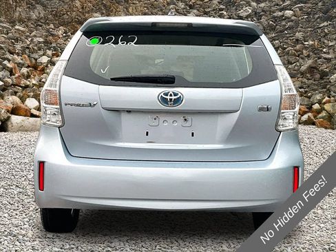 Used 2014 Toyota Prius V Two FWD image 4