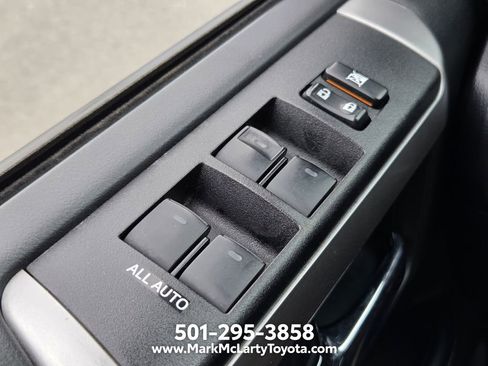 Used 2024 Toyota 4Runner SR5 AWD/4WD image 25