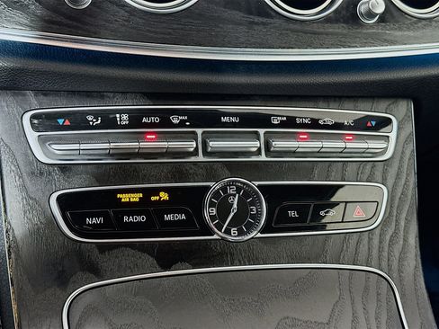 Used 2020 Mercedes-Benz E 450 4MATIC Sedan image 16