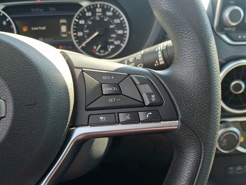 Certified 2023 Nissan Sentra SV FWD image 21