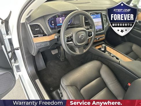 Used 2024 Volvo XC90 B6 Plus w/ Protection Package Premier AWD/4WD image 12