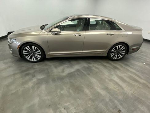 Used 2018 Lincoln MKZ Reserve w/ Climate Package AWD/4WD image 3