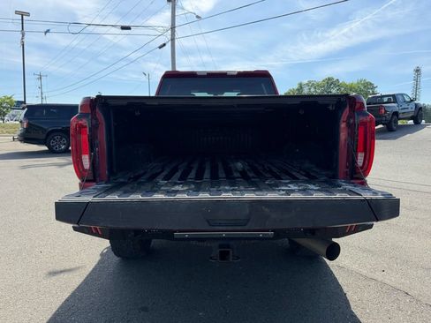 Used 2022 GMC Sierra 2500 AT4 AWD/4WD image 5