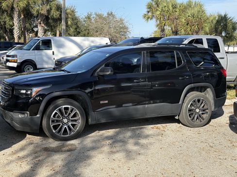 Used 2019 GMC Acadia SLT image 4
