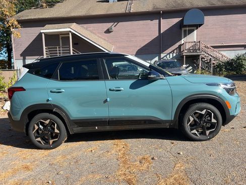 New 2026 Kia Seltos S image 4