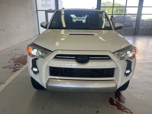 Used 2023 Toyota 4Runner TRD Off-Road Premium w/ Moonroof Package AWD/4WD image 2