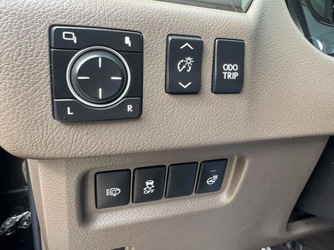 Used 2013 Lexus GX 460 Premium AWD/4WD image 41