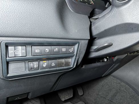 Used 2023 Toyota Sequoia Limited image 27