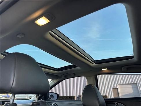 Used 2018 Nissan Maxima 3.5 SL image 18