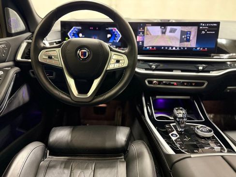 Used 2025 BMW ALPINA XB7 image 61