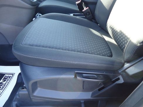 Used 2023 Ford Transit Connect XLT image 22