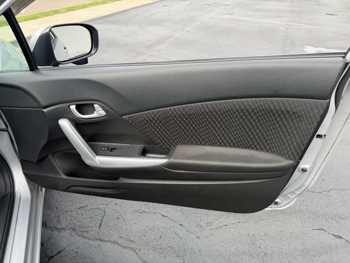 Used 2014 Honda Civic EX image 18