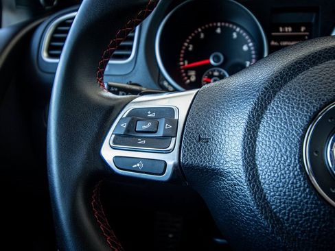 Used 2013 Volkswagen GTI Autobahn image 28