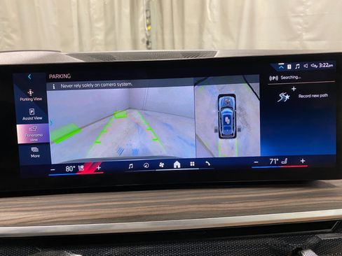 Used 2024 BMW X7 xDrive40i w/ Executive Package image 12