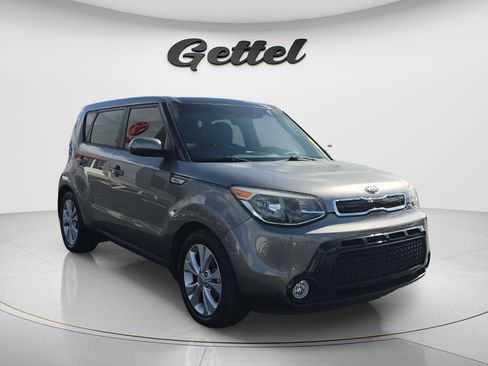 Used 2016 Kia Soul + w/ Primo Package FWD image 3