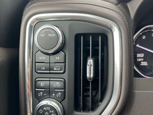 Used 2020 GMC Sierra 1500 SLT w/ SLT Premium Plus Package AWD/4WD image 23