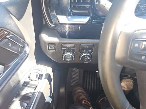 Used 2024 GMC Sierra 1500 Elevation AWD/4WD image 17