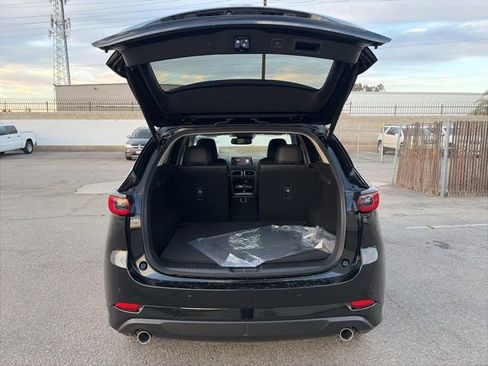 New 2025 MAZDA CX-5 AWD 2.5 S w/ Premium Plus Pkg image 11