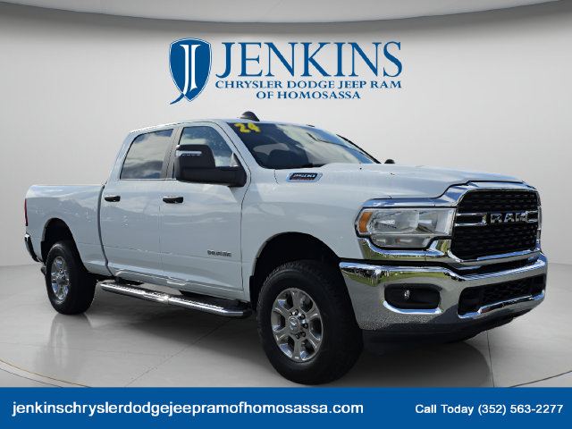 Used 2024 RAM 2500 Big Horn AWD/4WD image 1