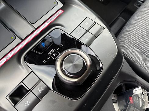 New 2026 Toyota bZ FWD image 27