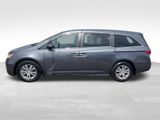 Used 2016 Honda Odyssey SE image 2