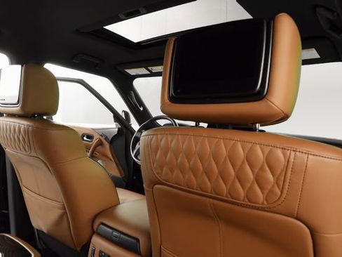 Used 2024 INFINITI QX80 Premium Select image 19