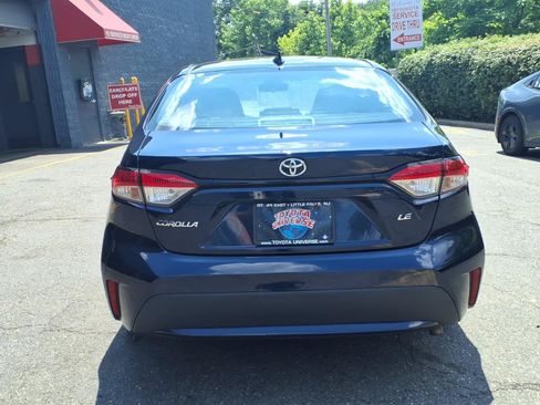 Used 2021 Toyota Corolla LE FWD image 5
